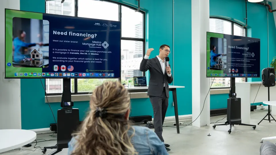 Mexico Mortgage Hub demystifies cross-border financing for Canadians.