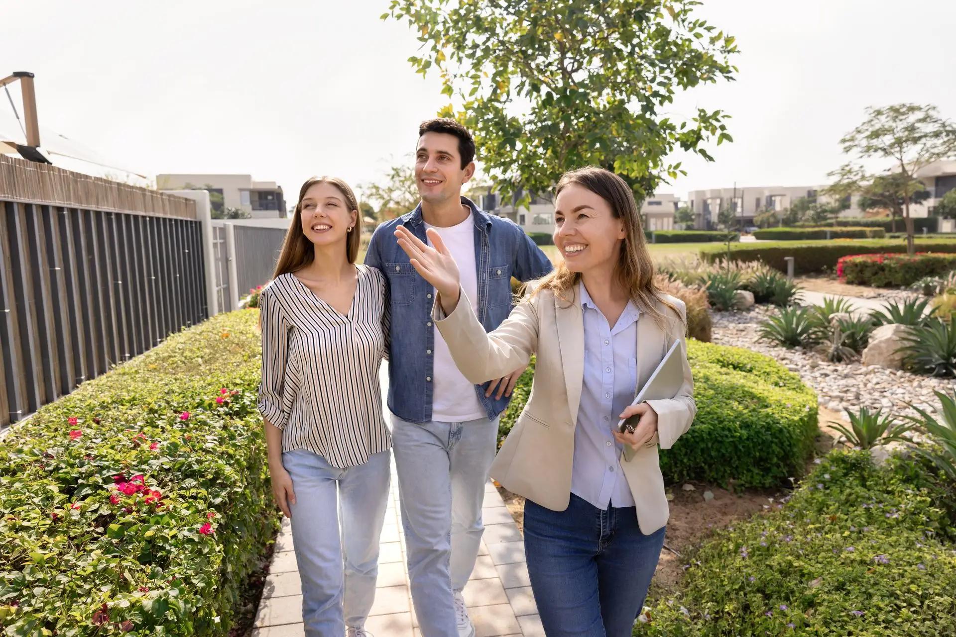 Prospective buyers discussing a real estate purchase