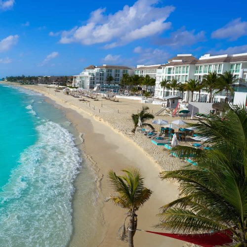 Homes-in-Mexico-Playa-del-Carmen-beach-o