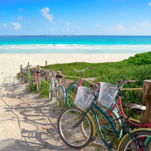 Homes-in-Mexico-tulum-beach-bicycles-o