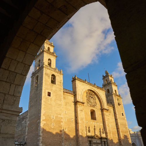 merida-cathedral-1000x1000-1-o